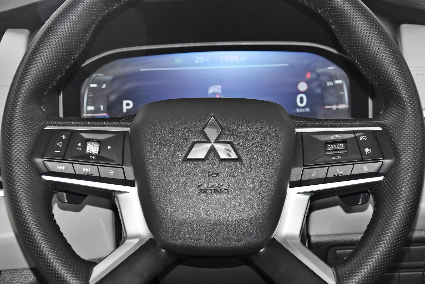 2022 Mitsubishi Outlander Gallery Image 17