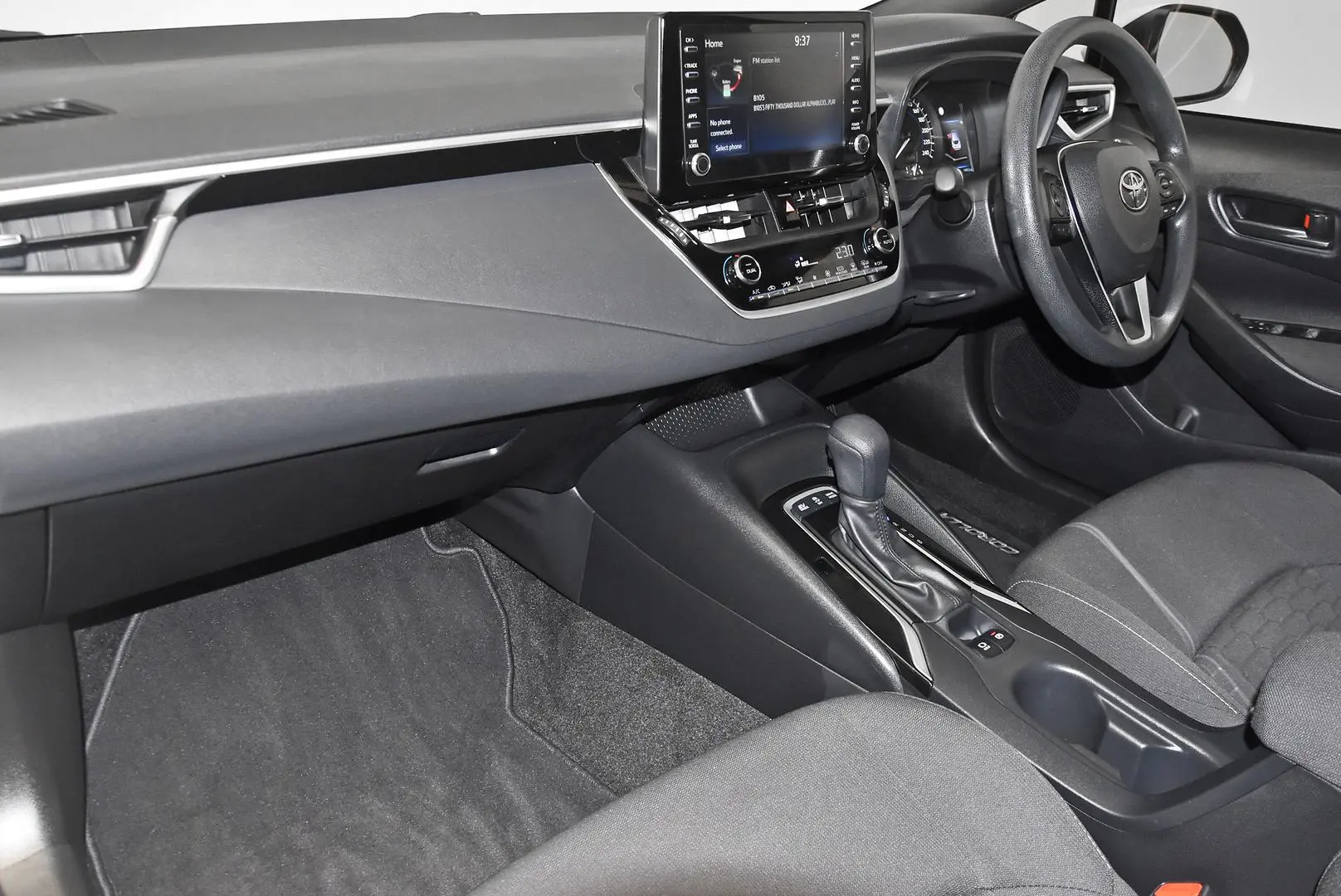 2022 Toyota Corolla Gallery Image 17