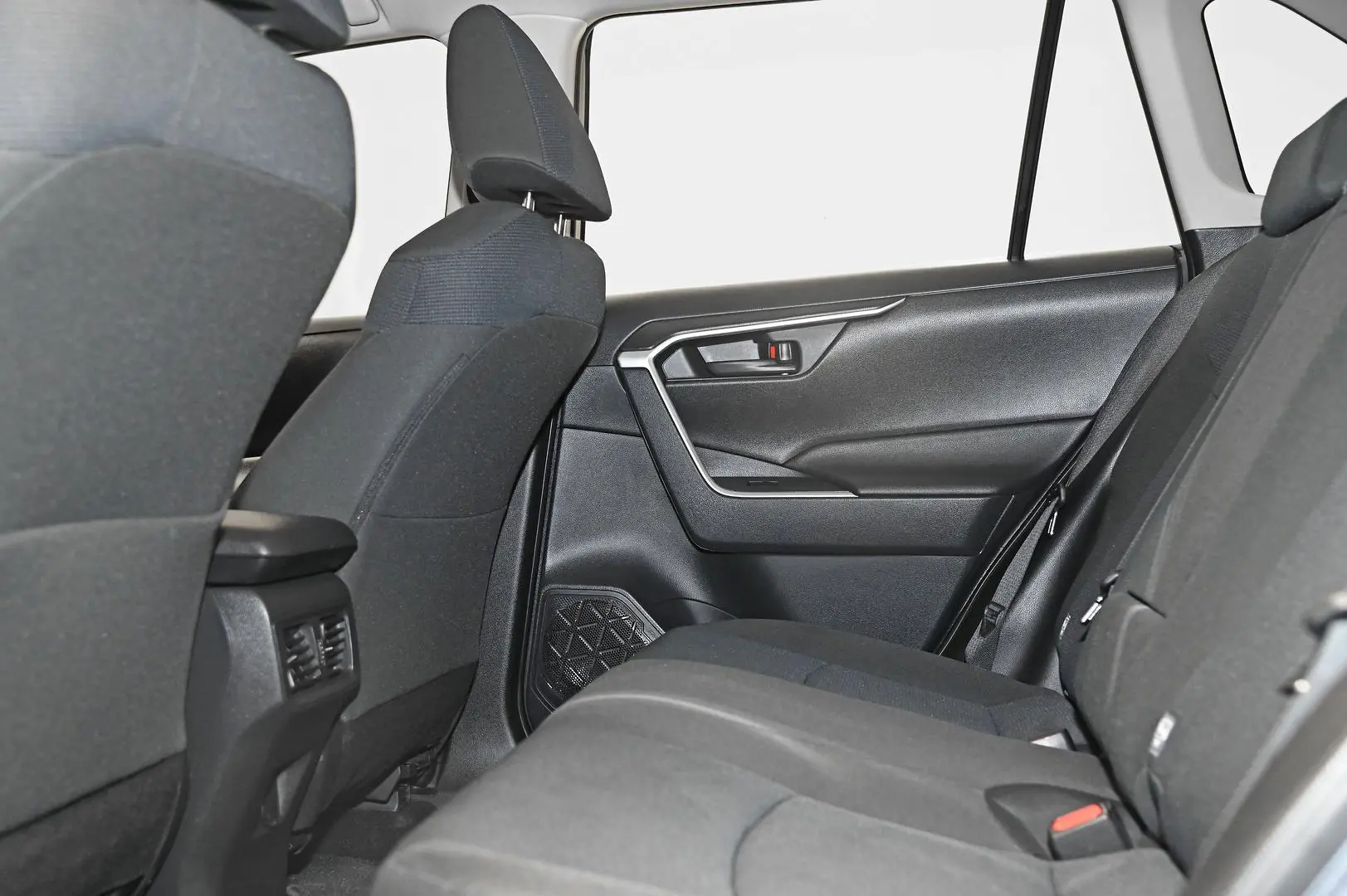 2019 Toyota Rav4 Gallery Image 16