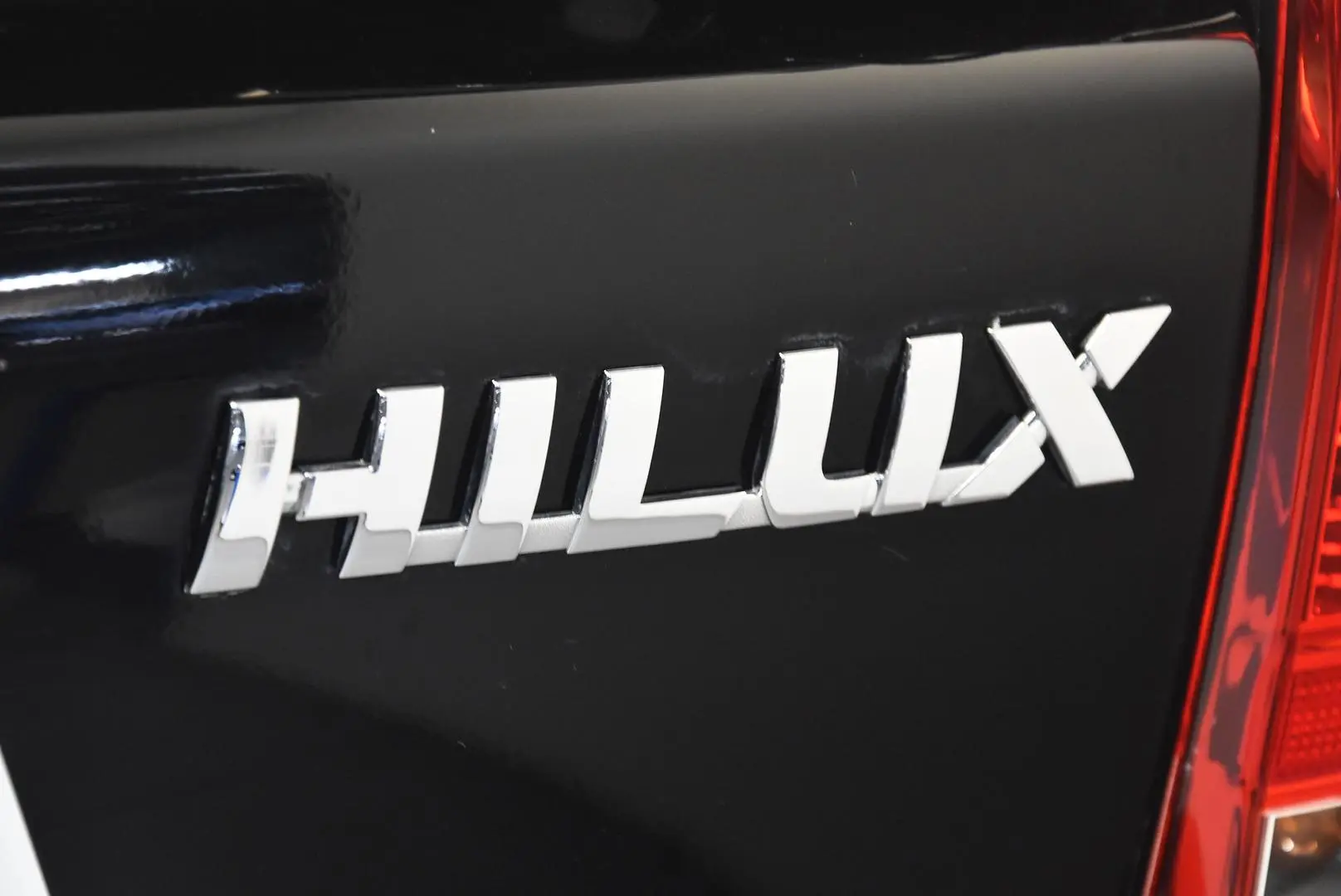 2023 Toyota Hilux Gallery Image 7