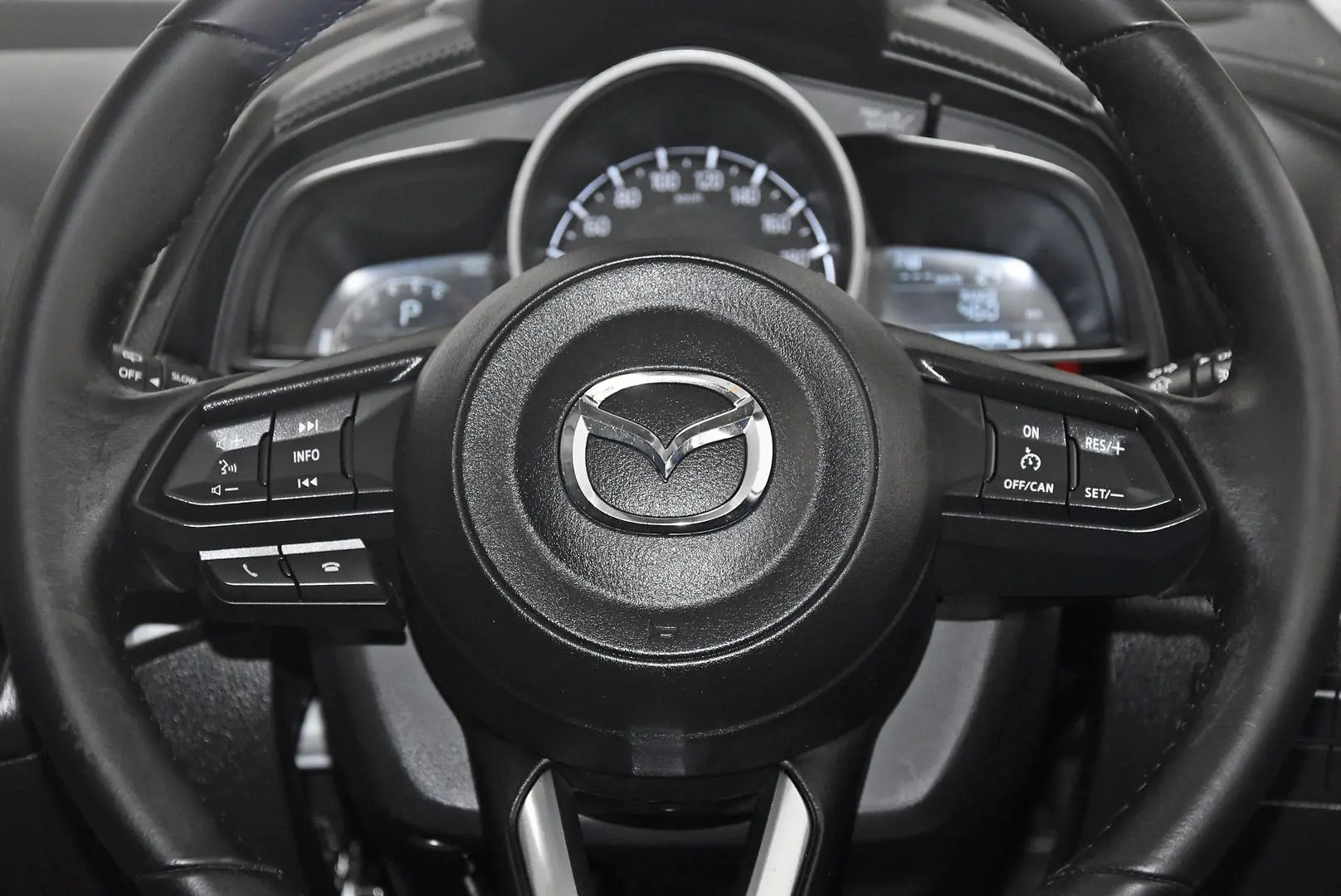 2017 Mazda 2 Gallery Image 15
