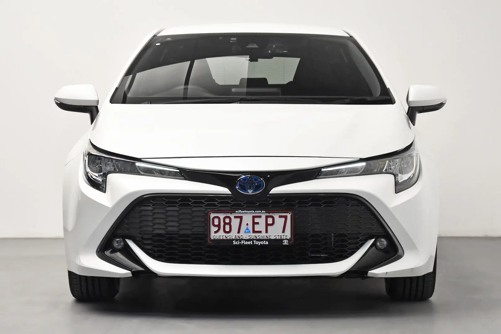 2019 Toyota Corolla Gallery Image 2