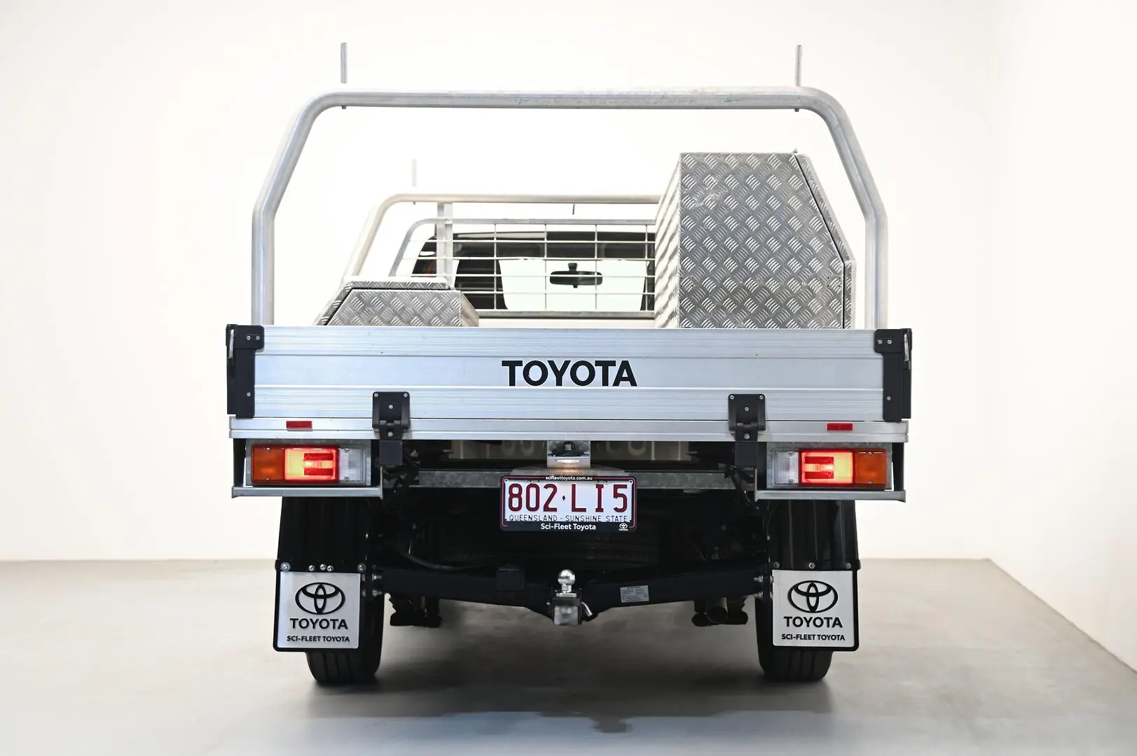 2018 Toyota Hilux Image 6