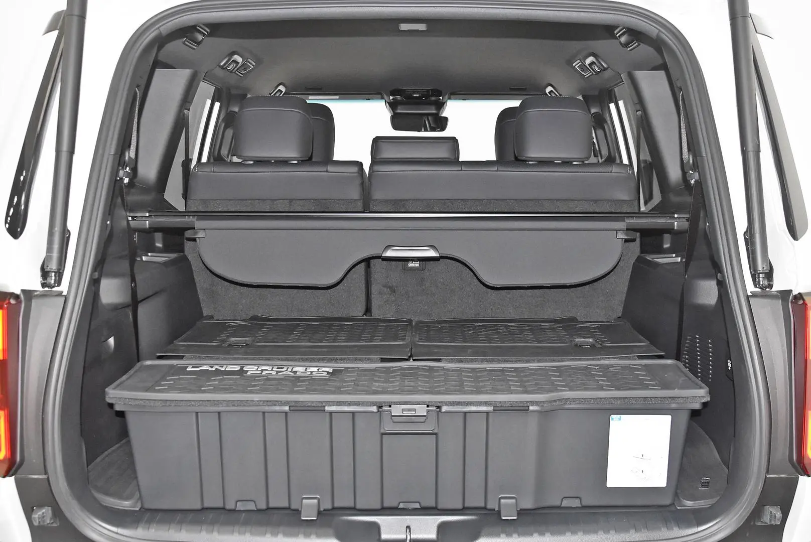 2025 Toyota Landcruiser Prado Gallery Image 21