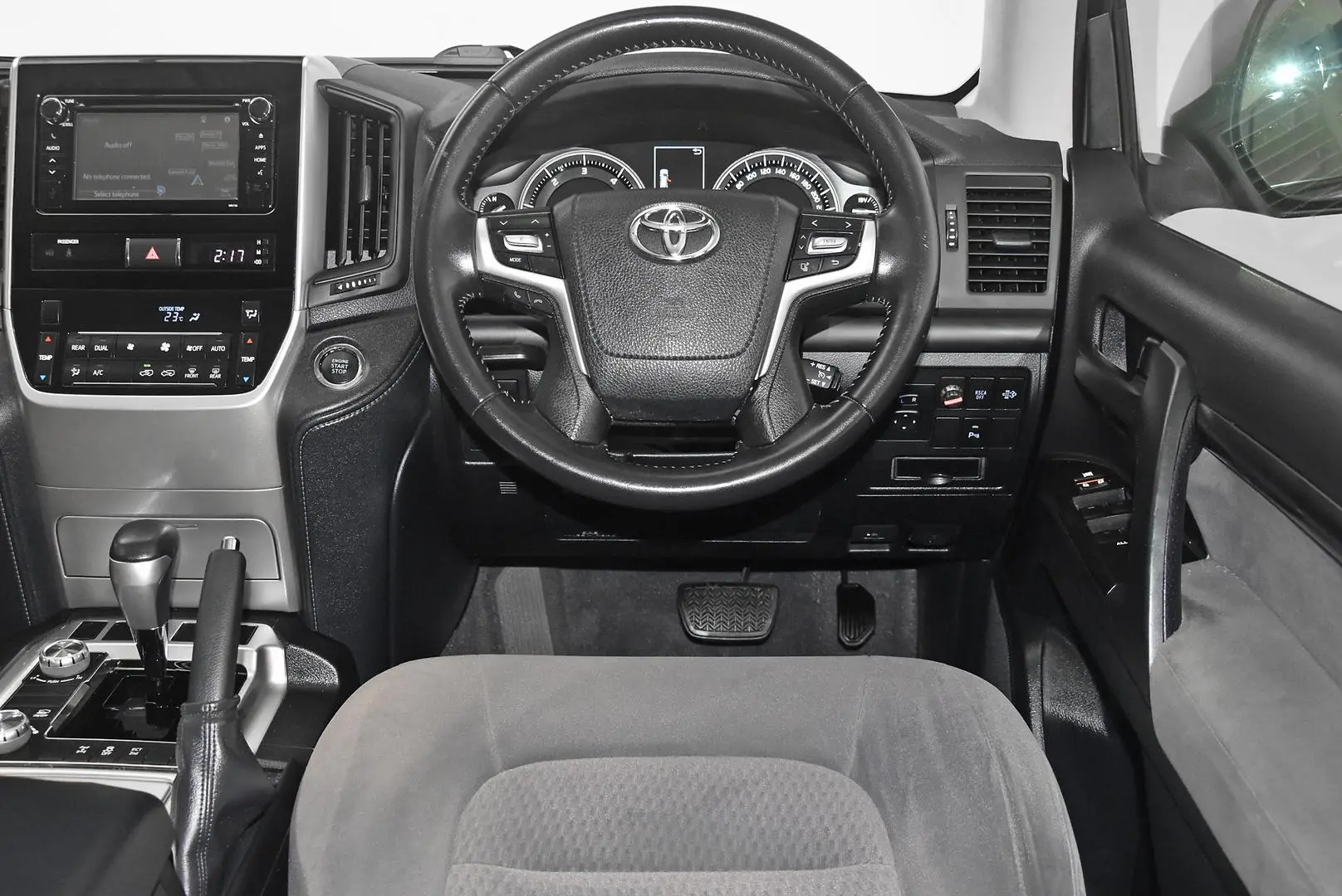 2020 Toyota Landcruiser Gallery Image 14