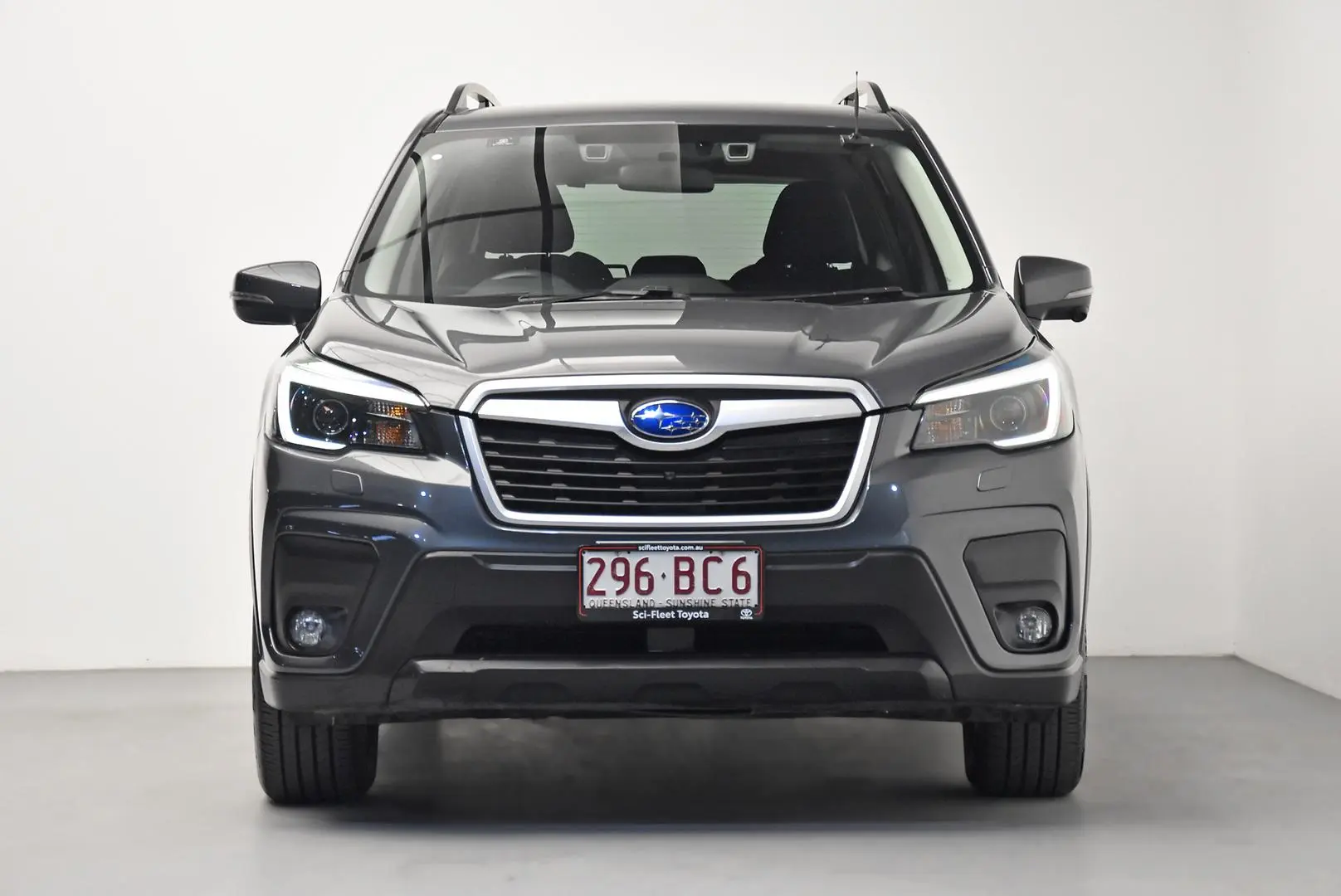 2021 Subaru Forester Gallery Image 2