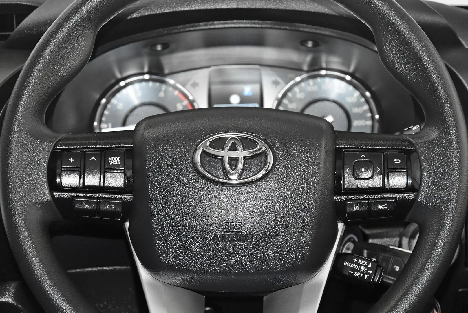 2023 Toyota Hilux Gallery Image 15