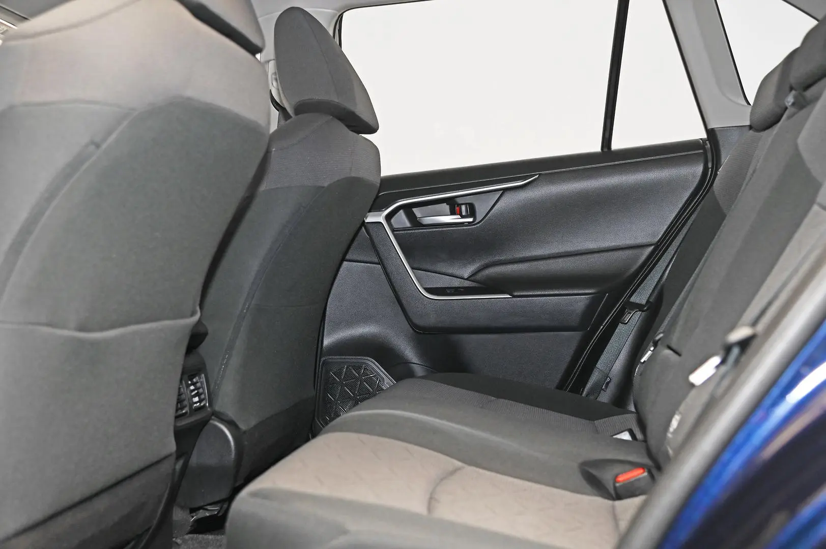 2019 Toyota Rav4 Gallery Image 16