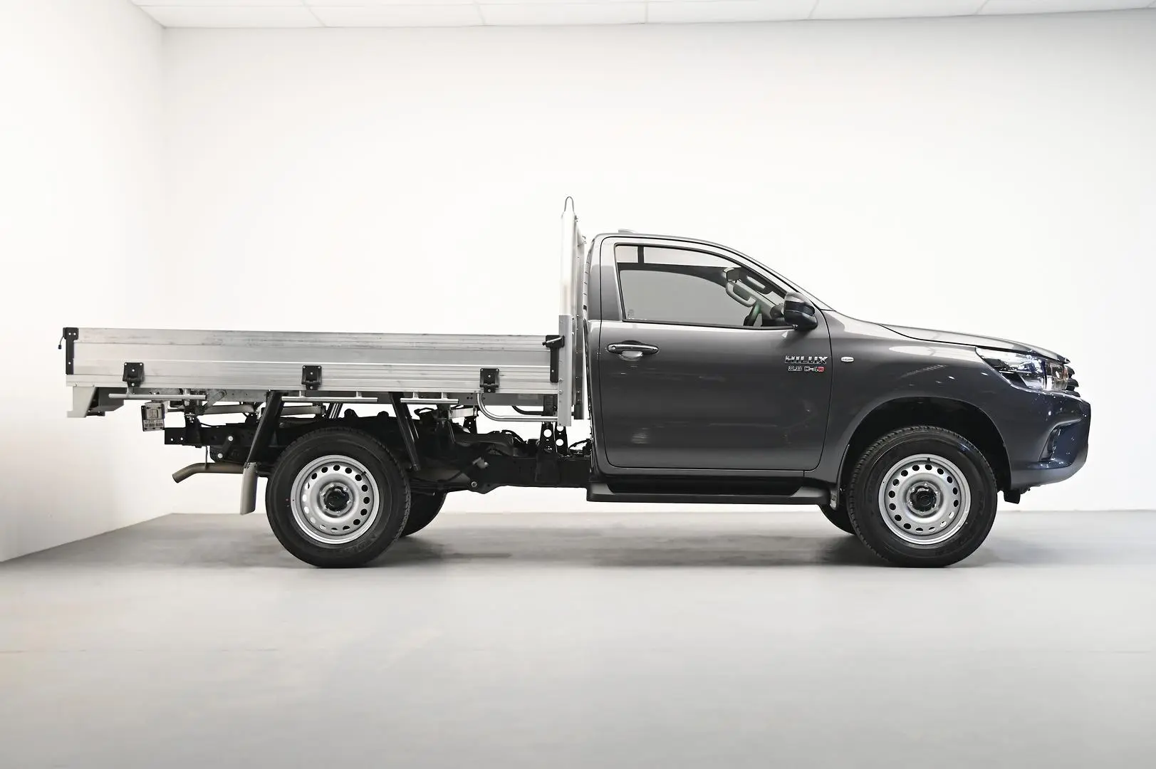 2023 Toyota Hilux Image 3