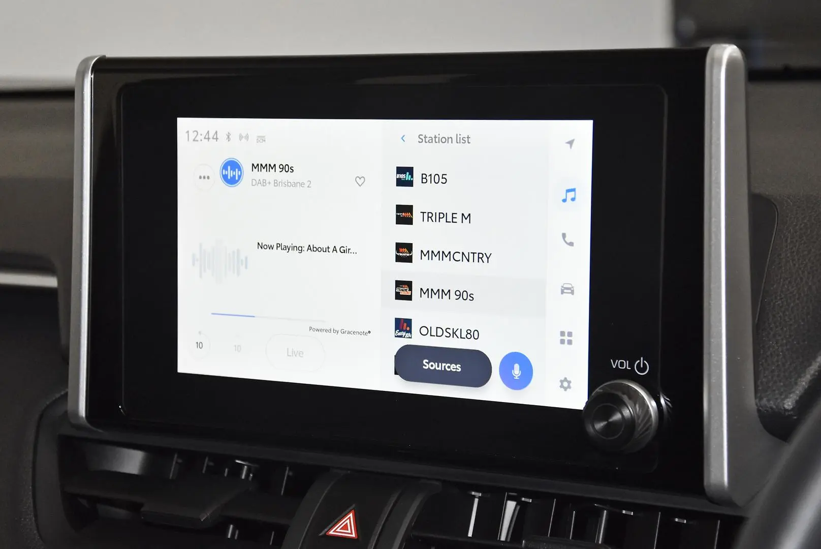 2025 Toyota RAV4 Gallery Image 12