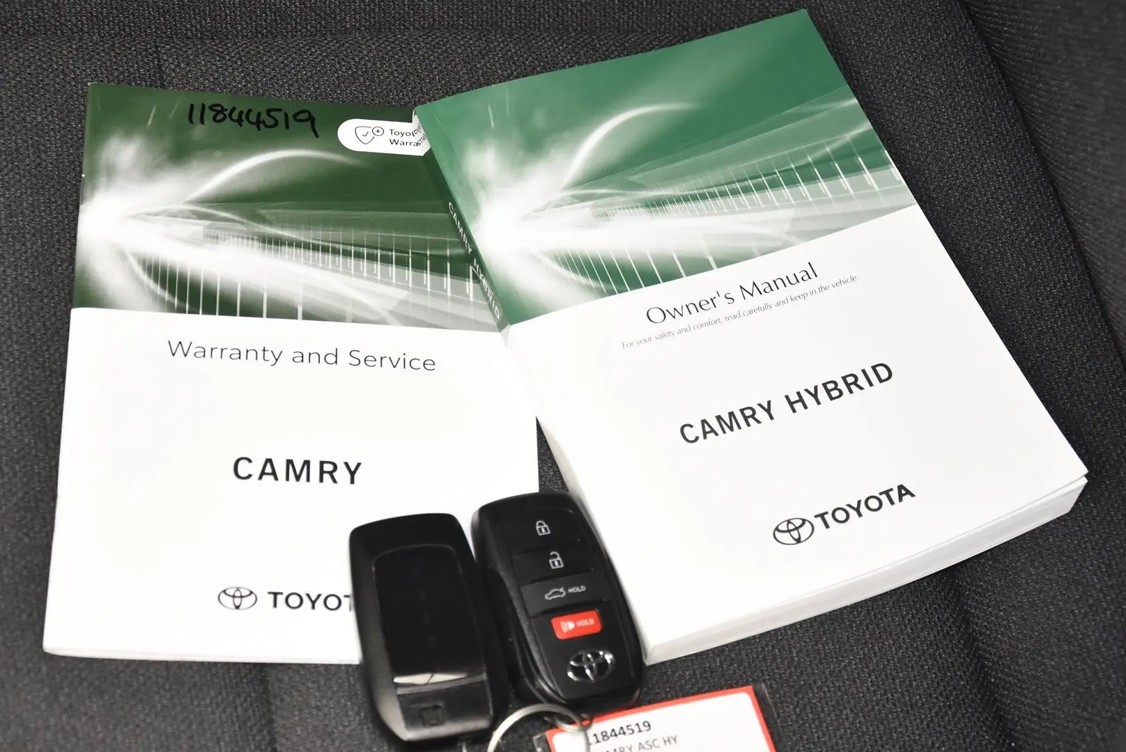 2024 Toyota Camry Gallery Image 19