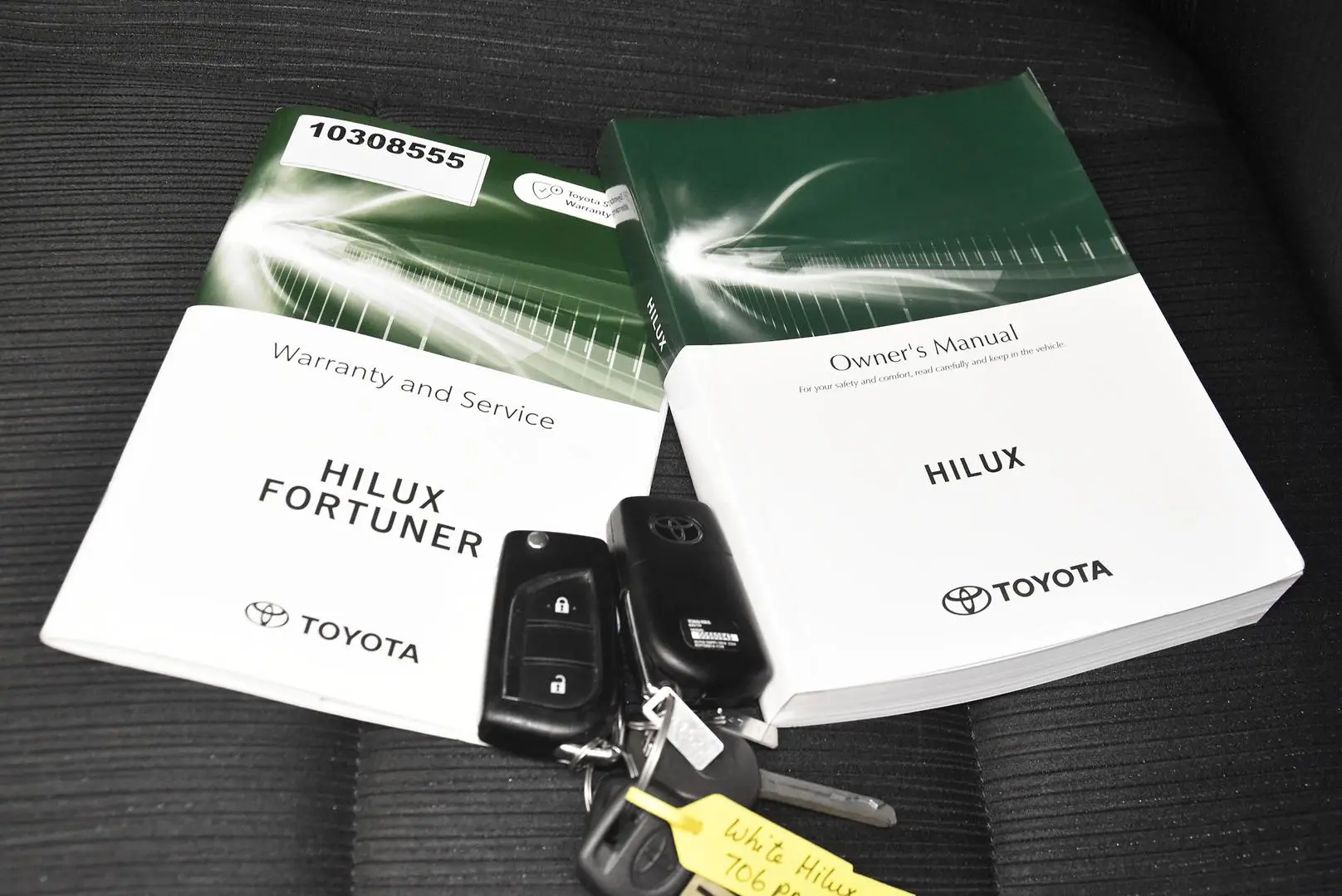 2022 Toyota Hilux Gallery Image 19