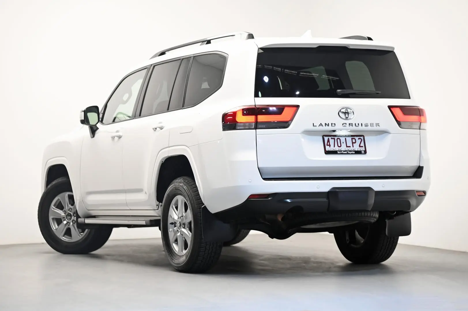 2023 Toyota Landcruiser Gallery Image 5