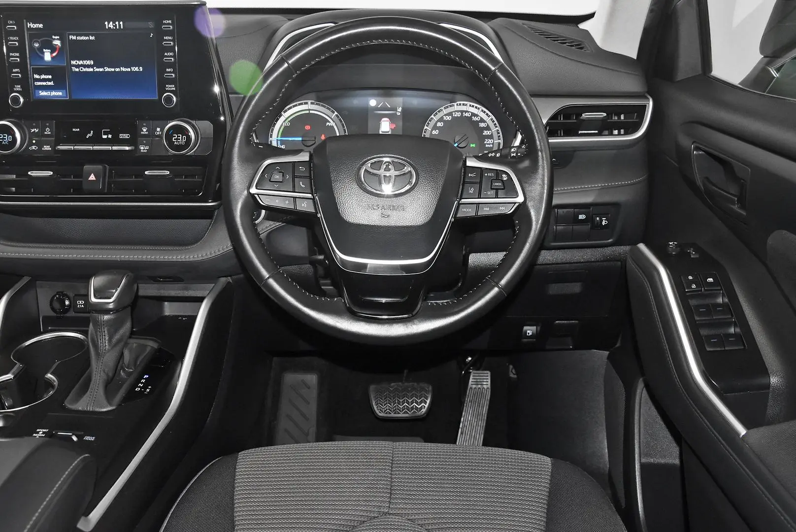 2021 Toyota Kluger Gallery Image 10