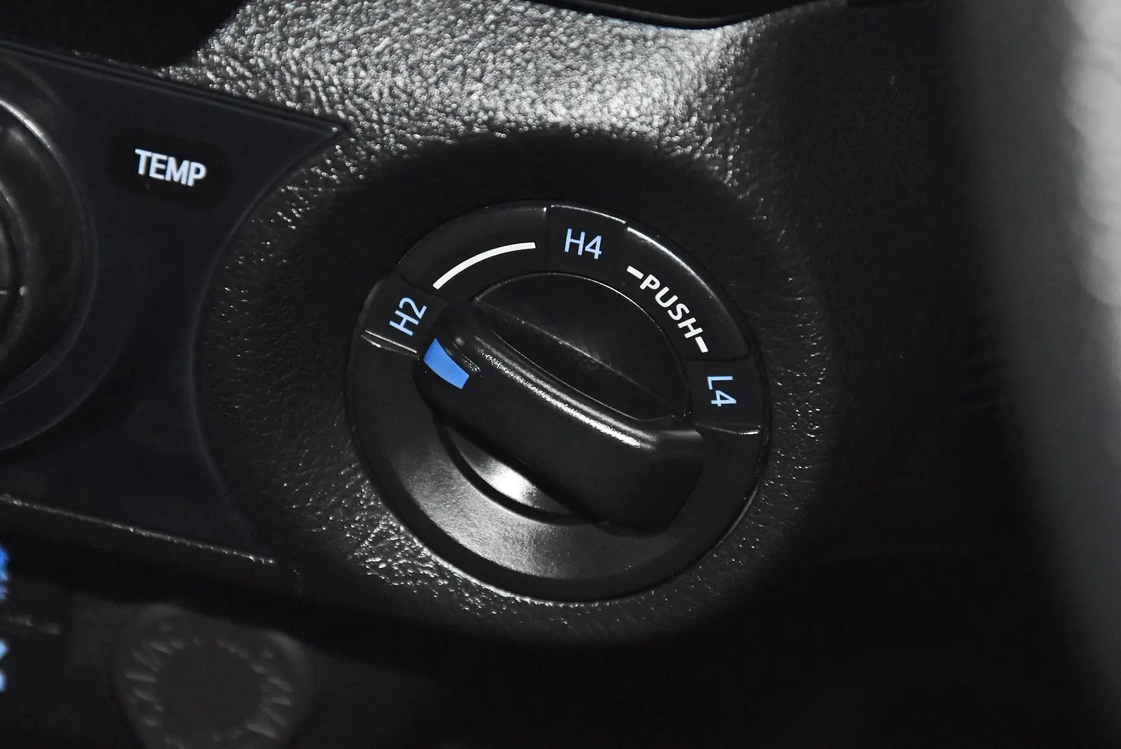 2024 Toyota Hilux Gallery Image 14