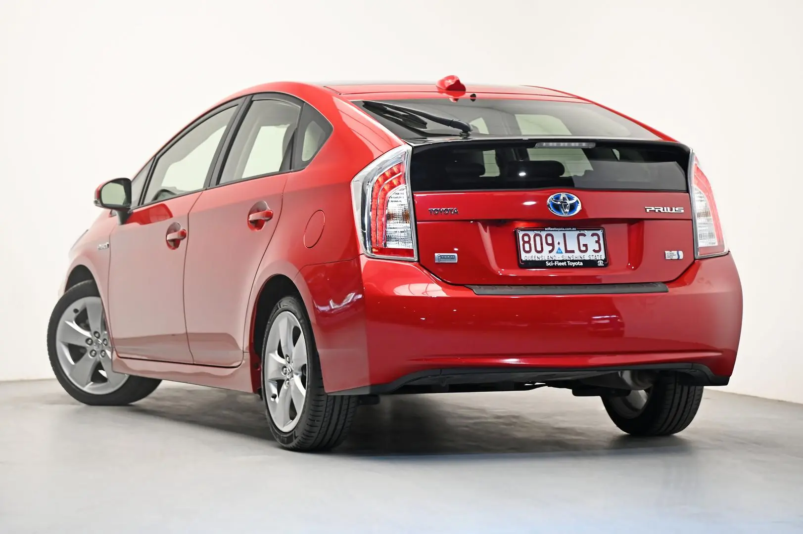 2015 Toyota Prius Image 5