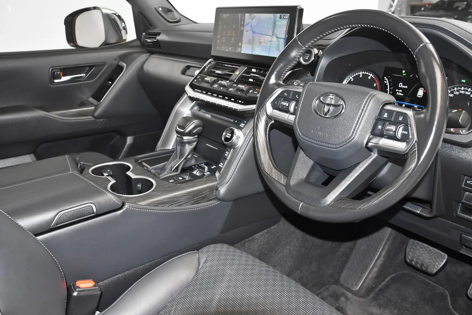 2024 Toyota Landcruiser Gallery Image 8