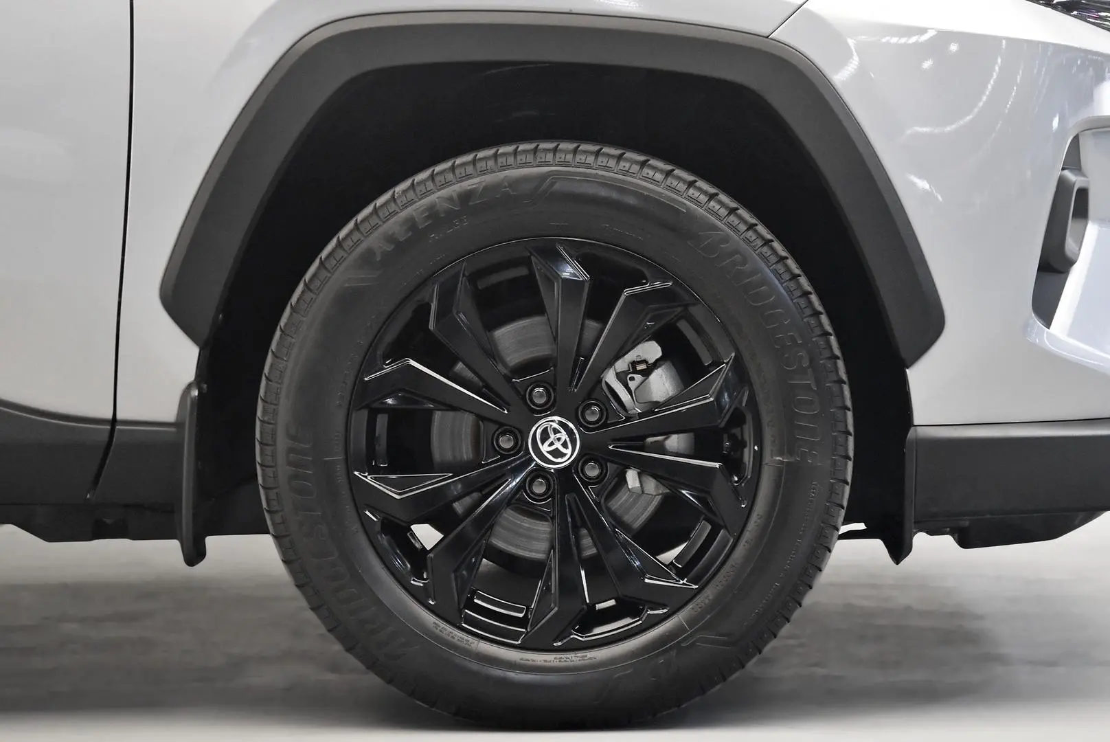 2022 Toyota RAV4 Gallery Image 25