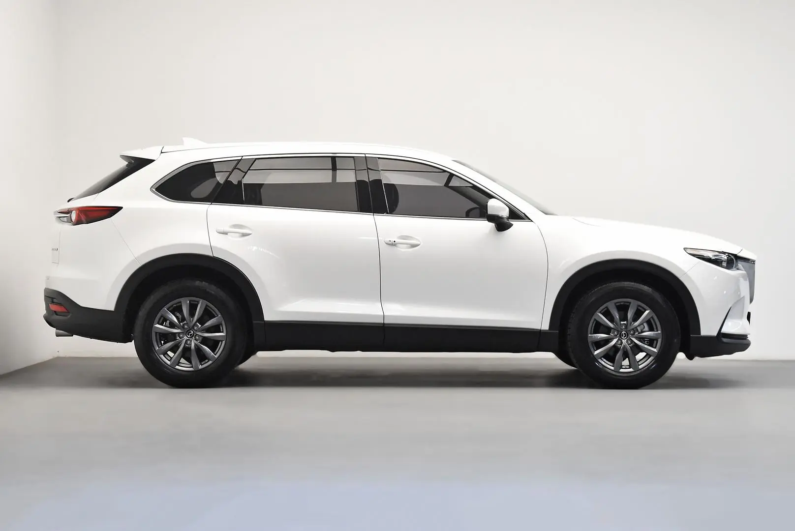 2023 Mazda CX-9 Gallery Image 3