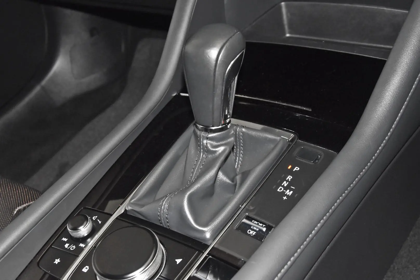 2019 Mazda 3 Gallery Image 13