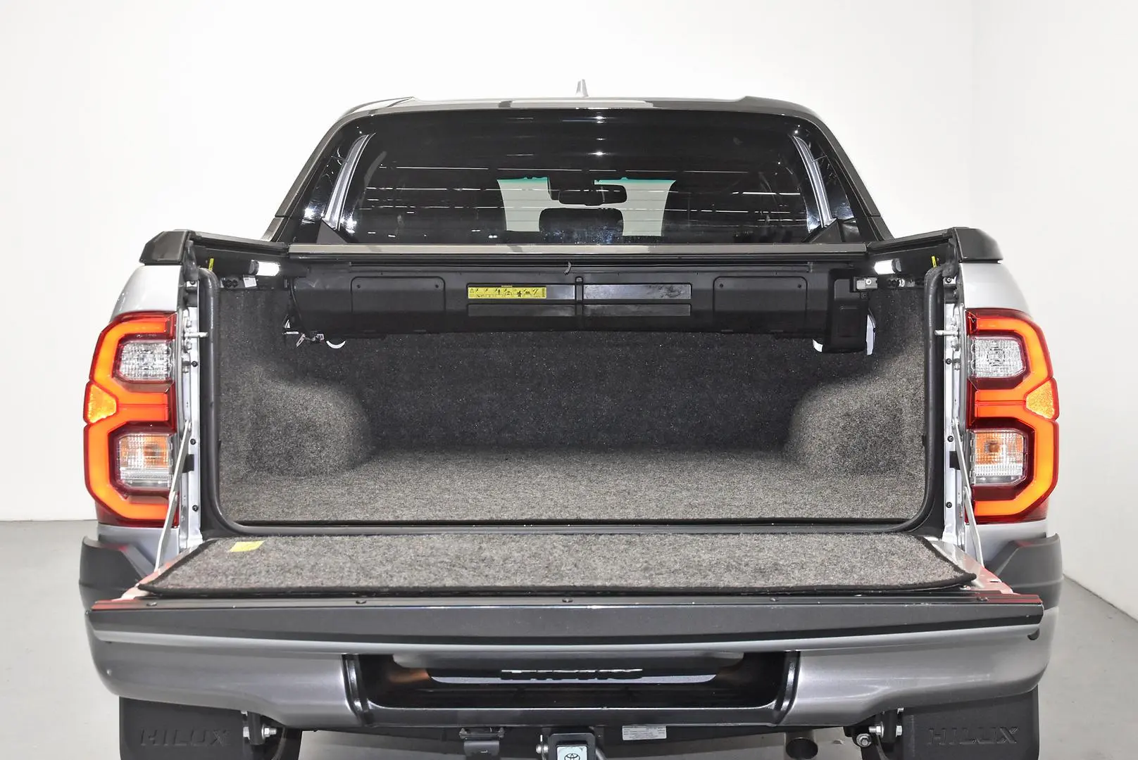 2022 Toyota Hilux Gallery Image 20