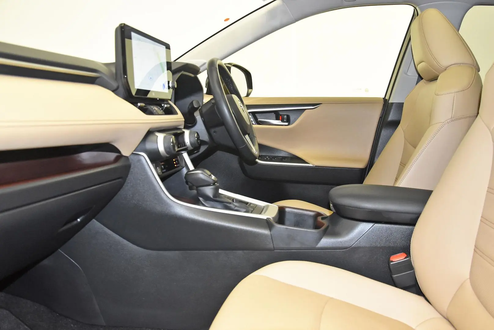 2024 Toyota RAV4 Gallery Image 19