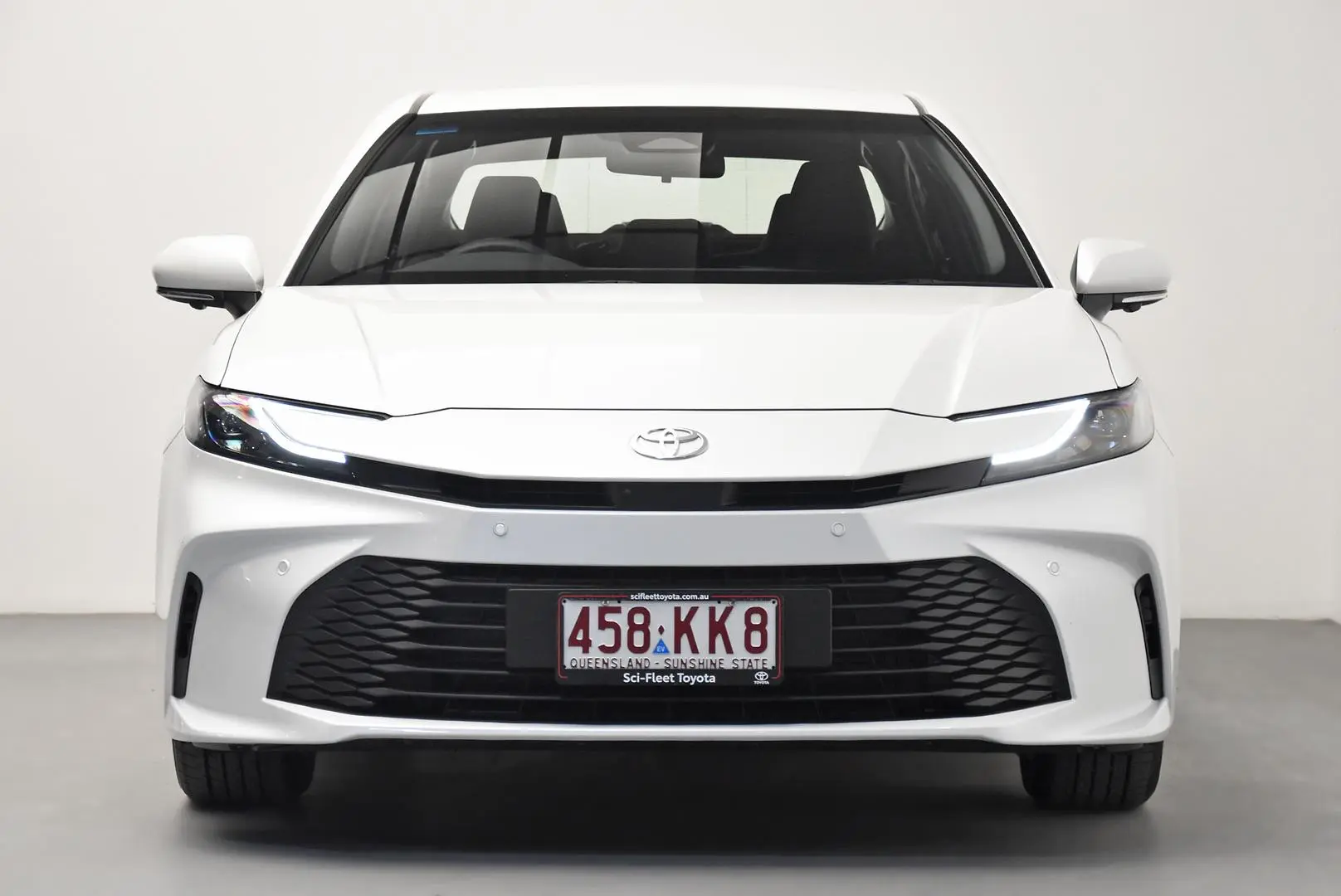 2024 Toyota Camry Gallery Image 2