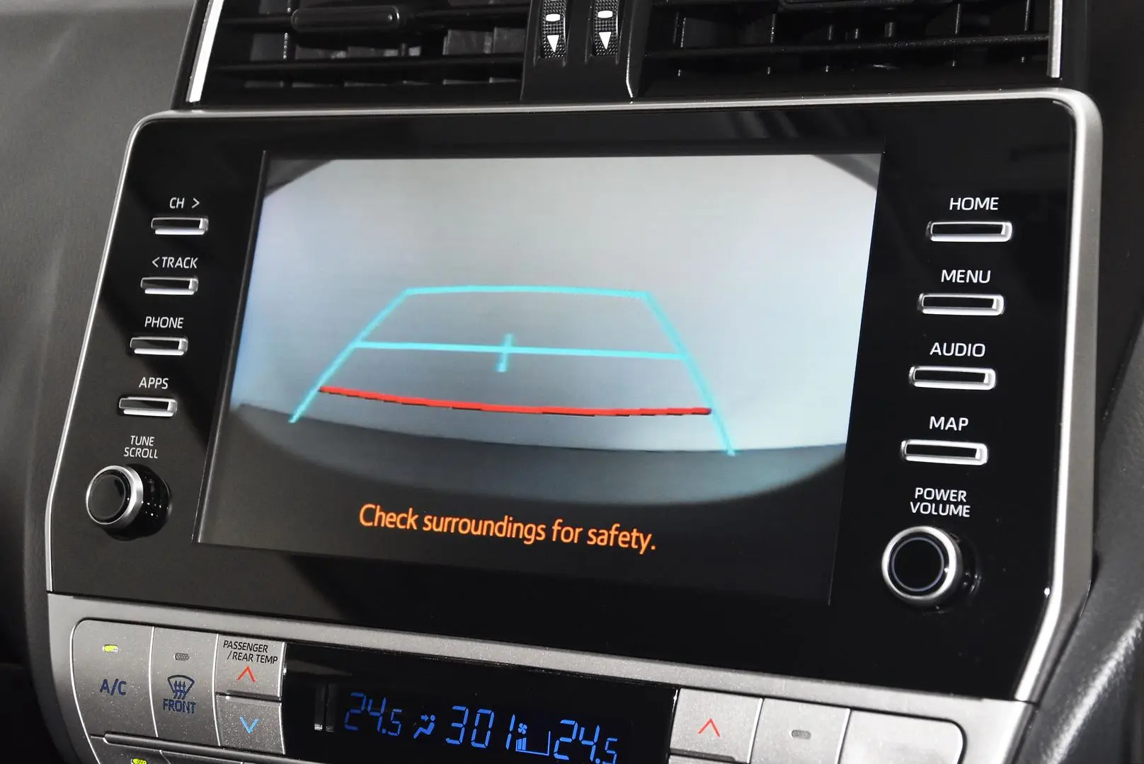 2023 Toyota Landcruiser Prado Gallery Image 11