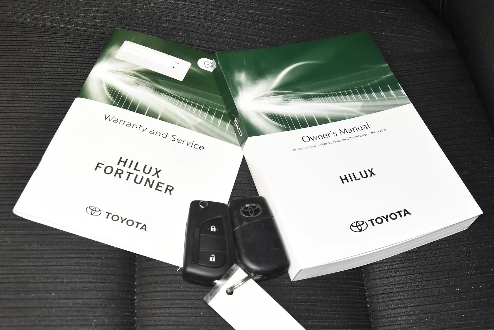 2023 Toyota Hilux Gallery Image 19