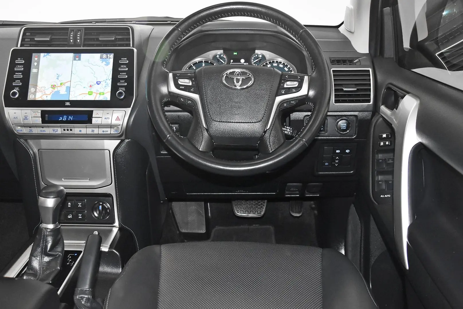 2023 Toyota Landcruiser Prado Gallery Image 13