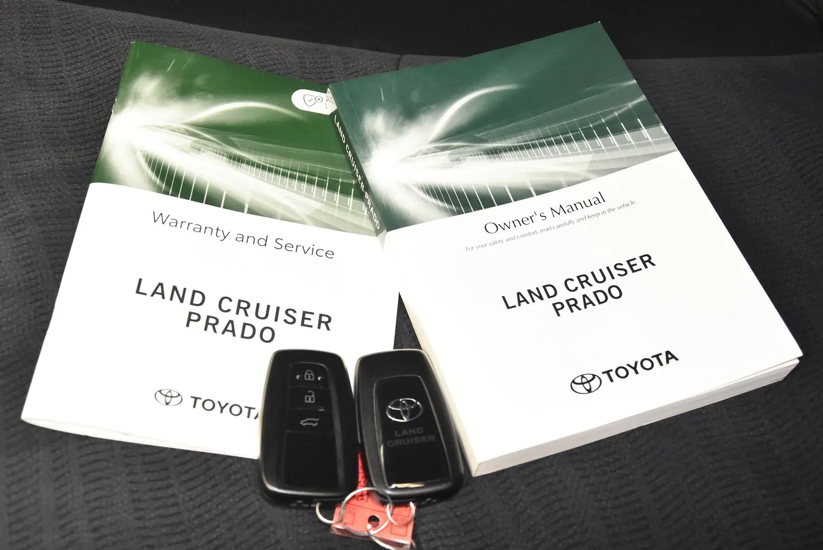 2022 Toyota Landcruiser Prado Gallery Image 18