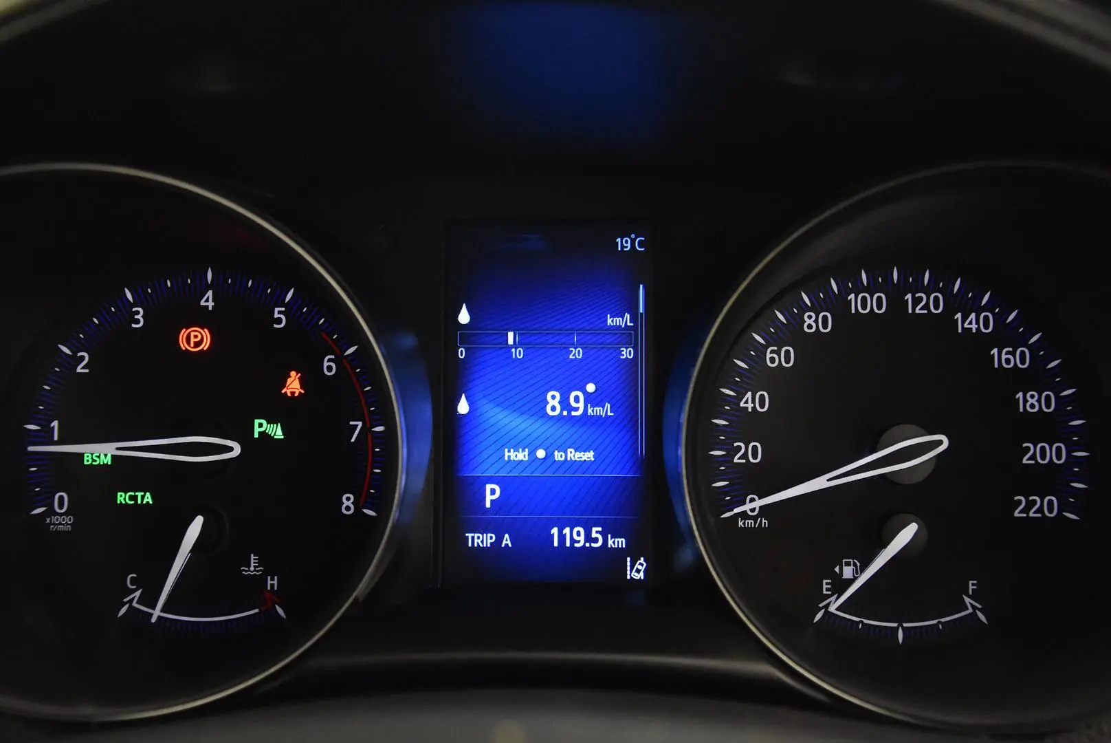 2019 Toyota C-HR Gallery Image 10