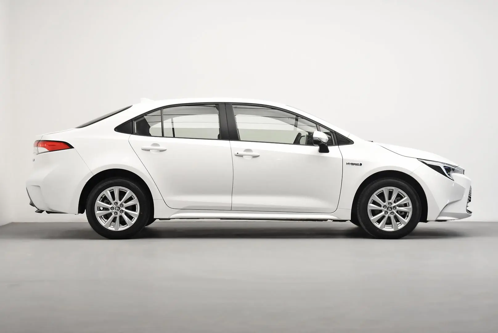 2023 Toyota Corolla Gallery Image 3