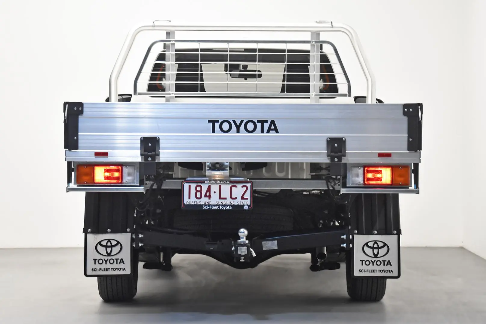2024 Toyota Hilux Gallery Image 6