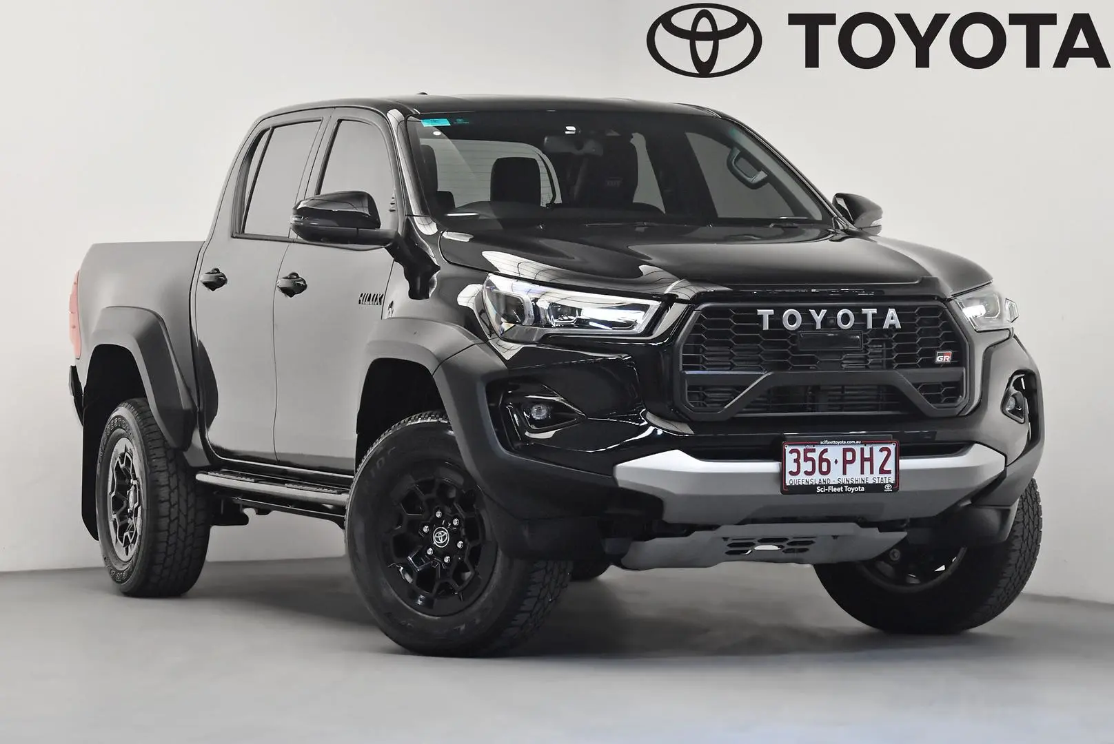 2024 Toyota Hilux Gallery Image 1