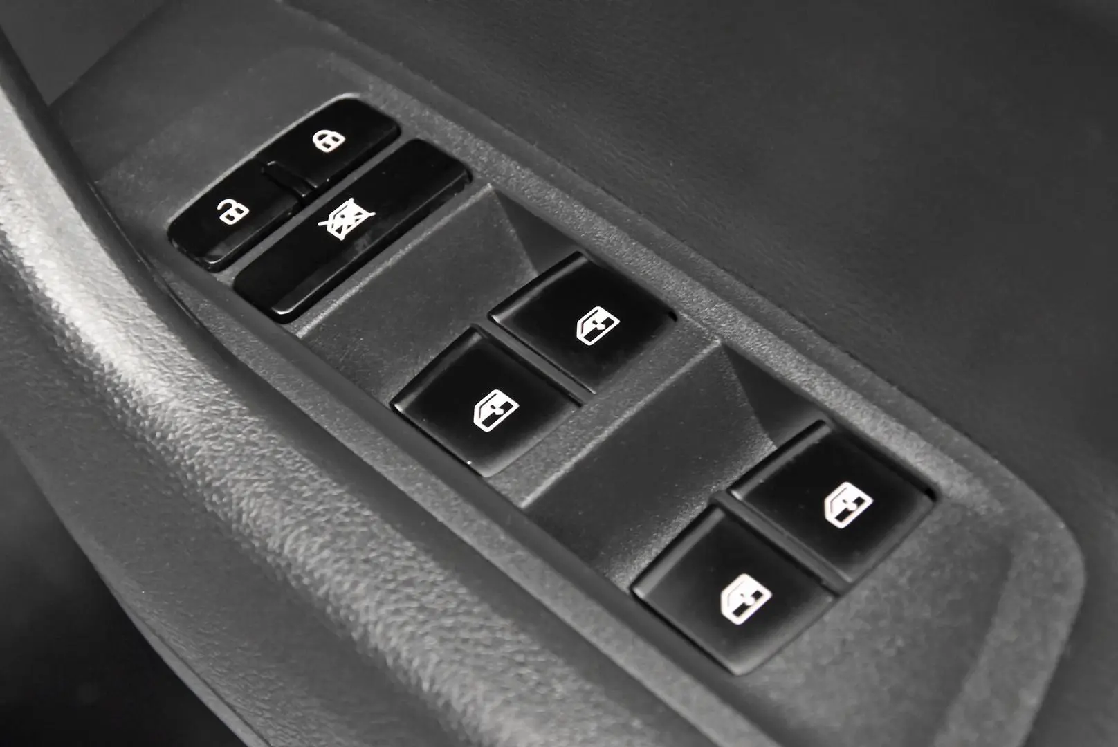 2022 LDV T60 Gallery Image 8