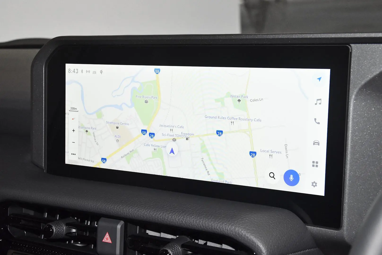 2025 Toyota Landcruiser Prado Gallery Image 12