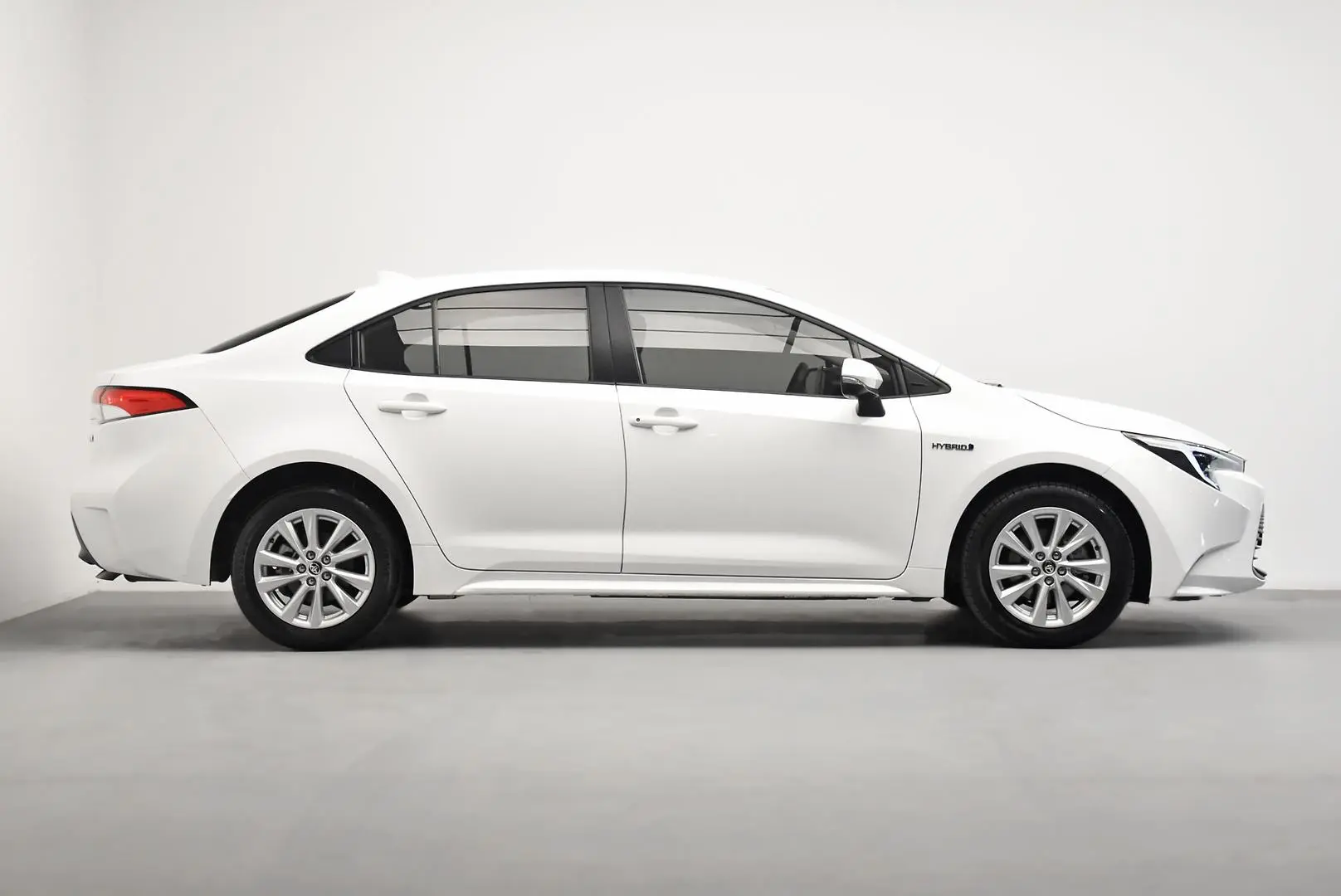 2024 Toyota Corolla Gallery Image 3