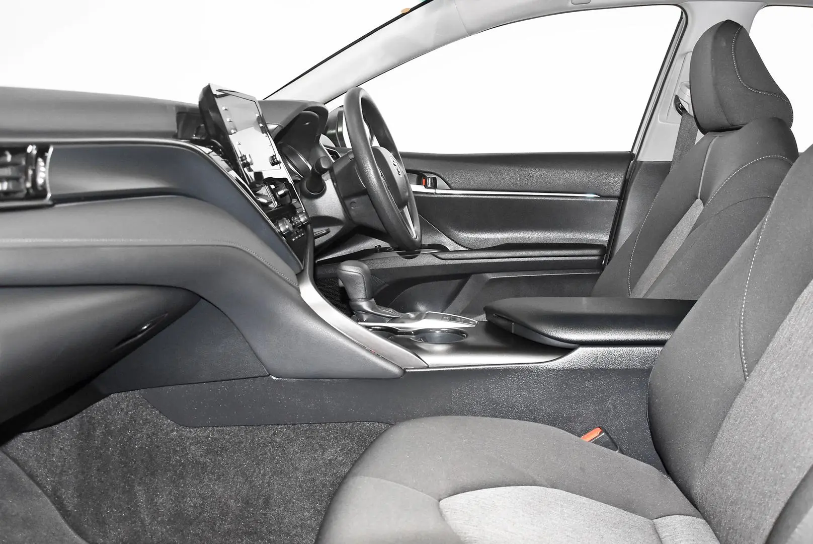 2024 Toyota Camry Gallery Image 16
