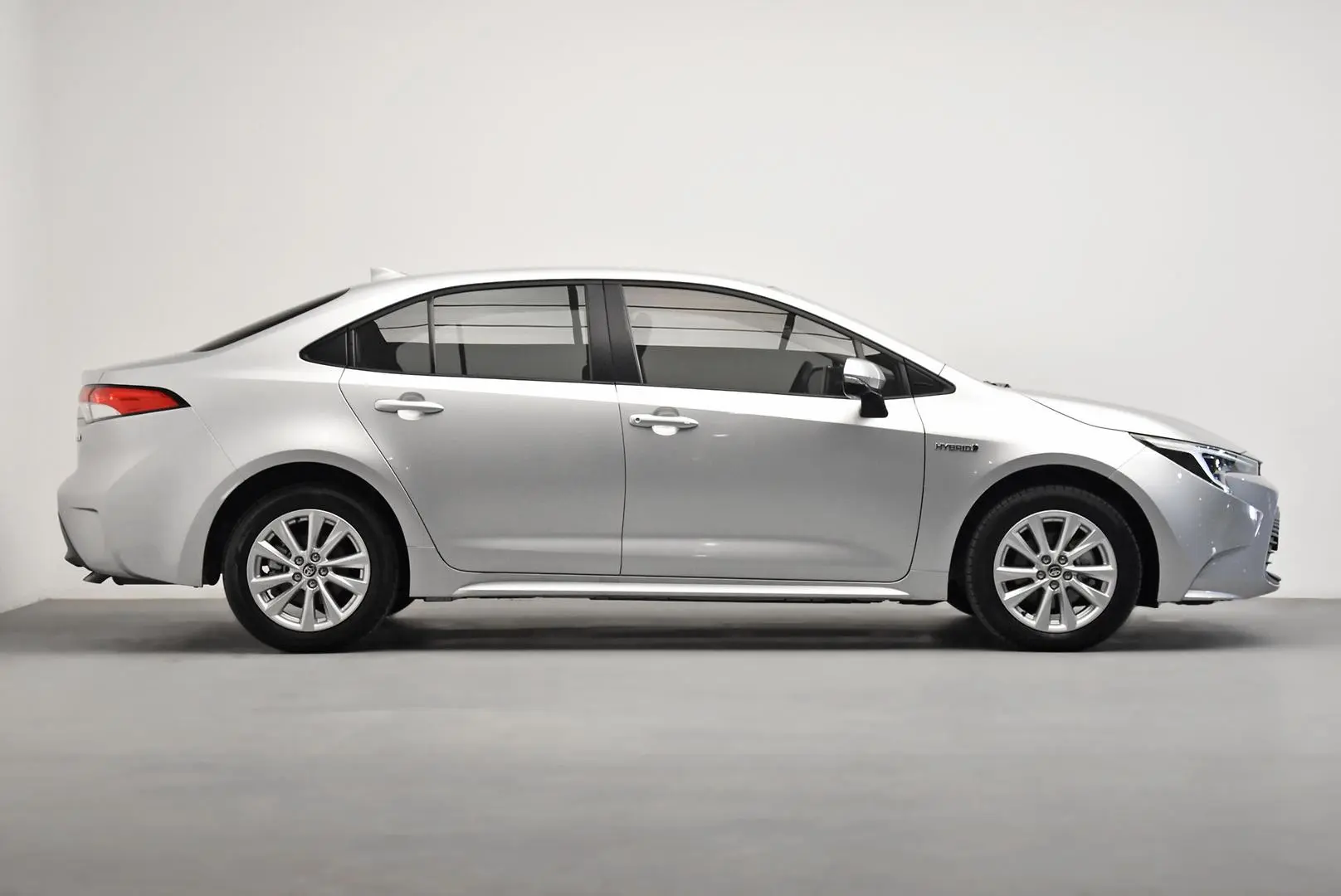 2024 Toyota Corolla Gallery Image 3