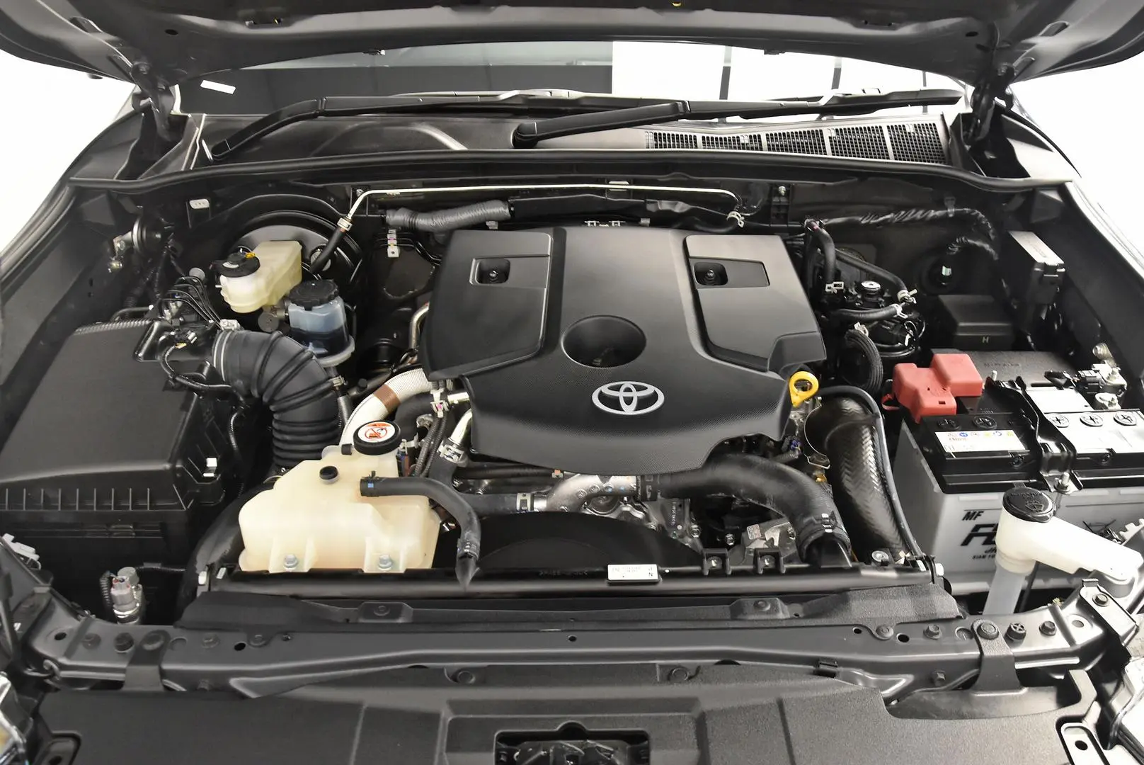 2025 Toyota Hilux Gallery Image 22