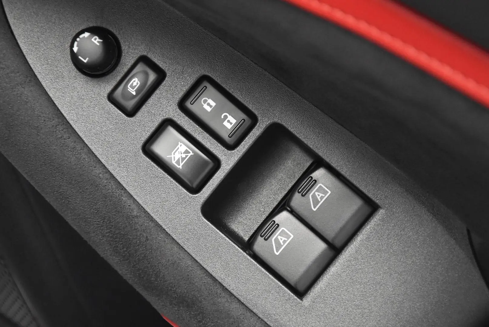 2024 Nissan Z Gallery Image 8