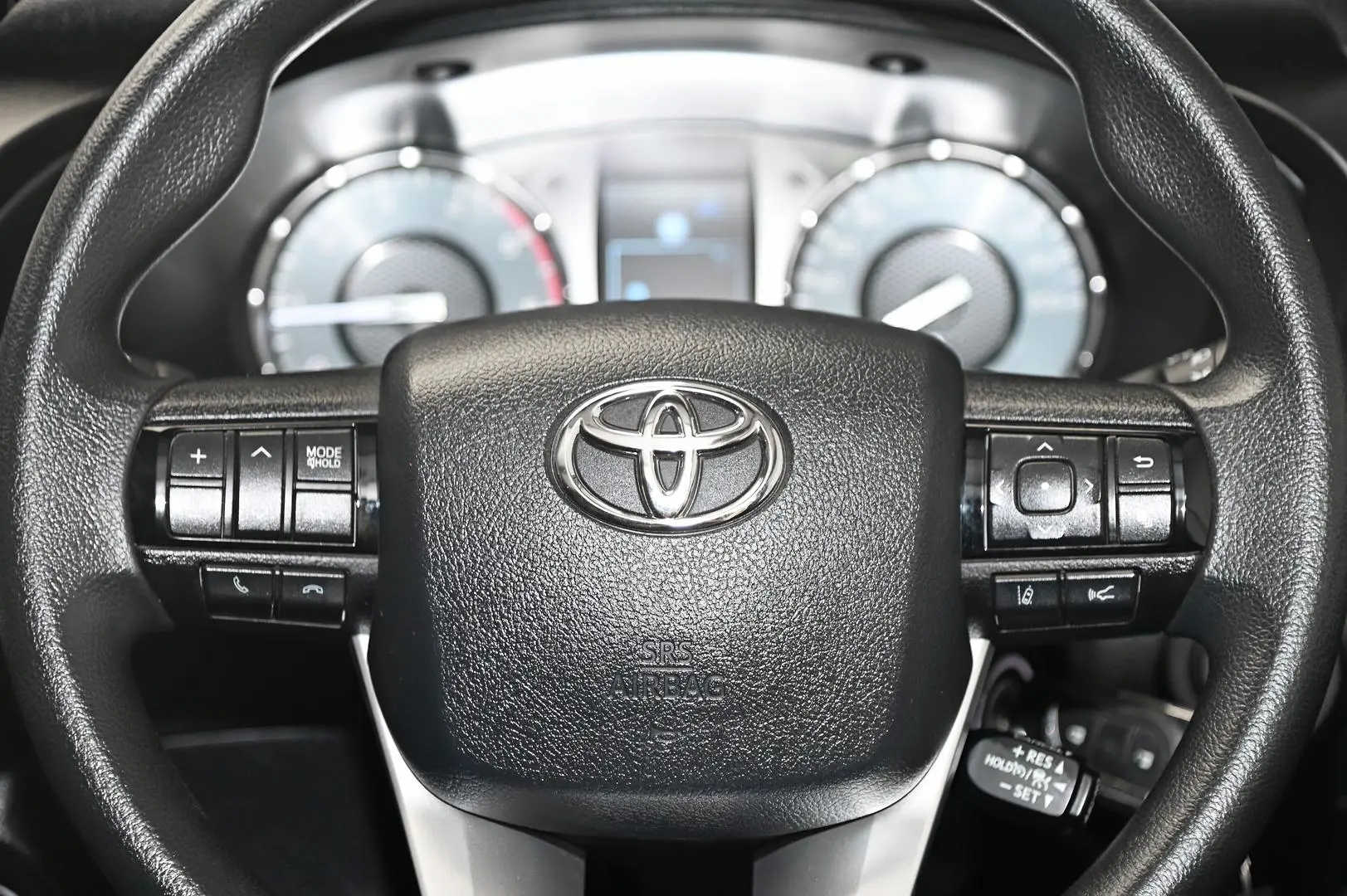 2023 Toyota Hilux Gallery Image 15