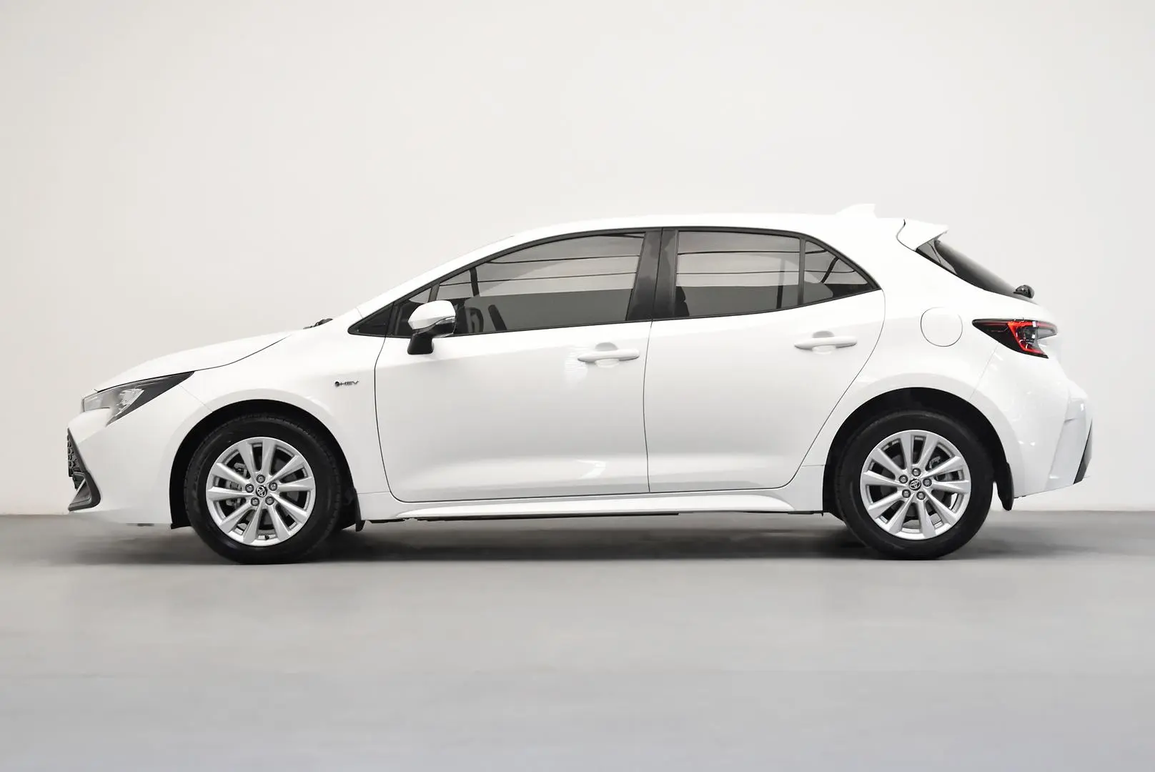 2025 Toyota Corolla Gallery Image 4