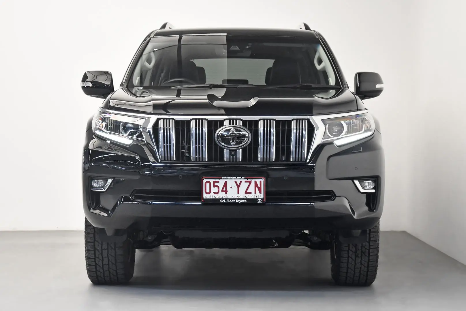 2019 Toyota Landcruiser Prado Gallery Image 2