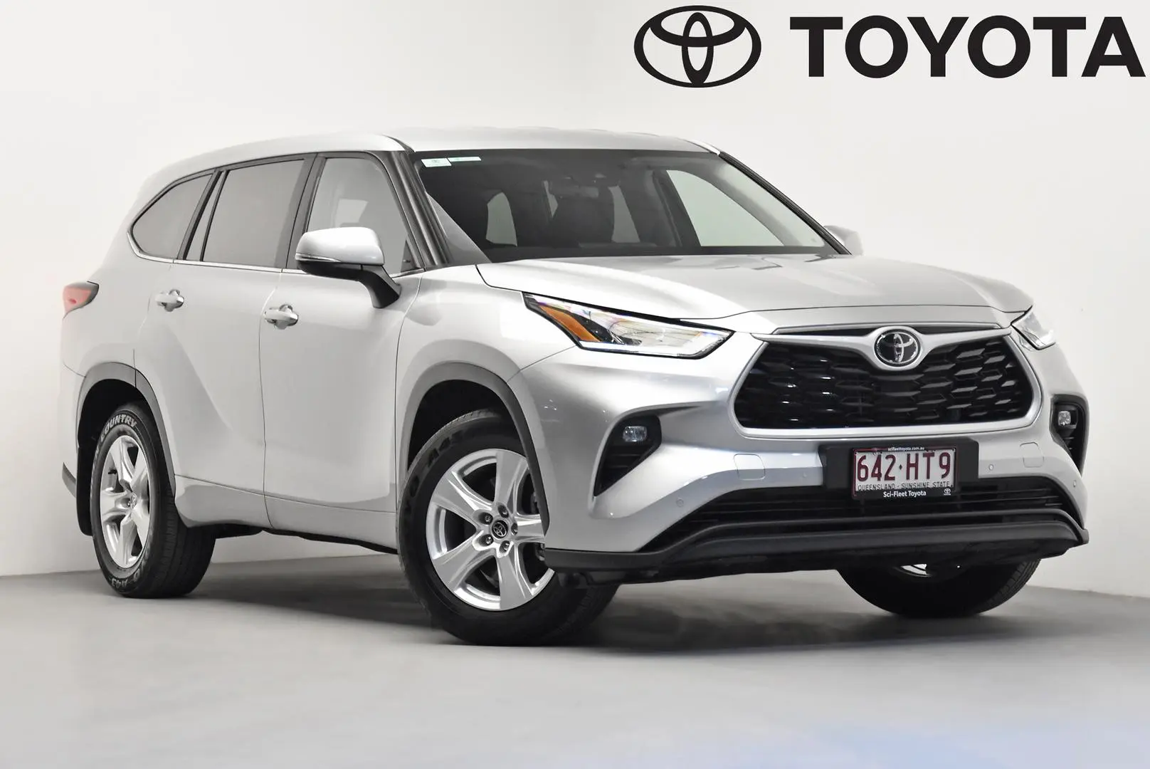 2023 Toyota Kluger Gallery Image 1