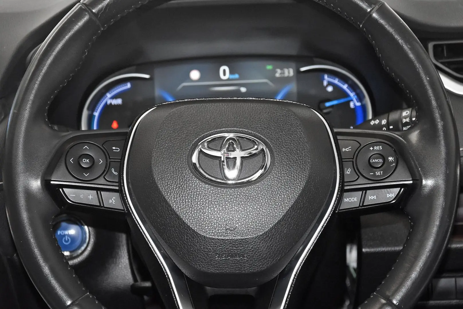 2020 Toyota RAV4 Gallery Image 11