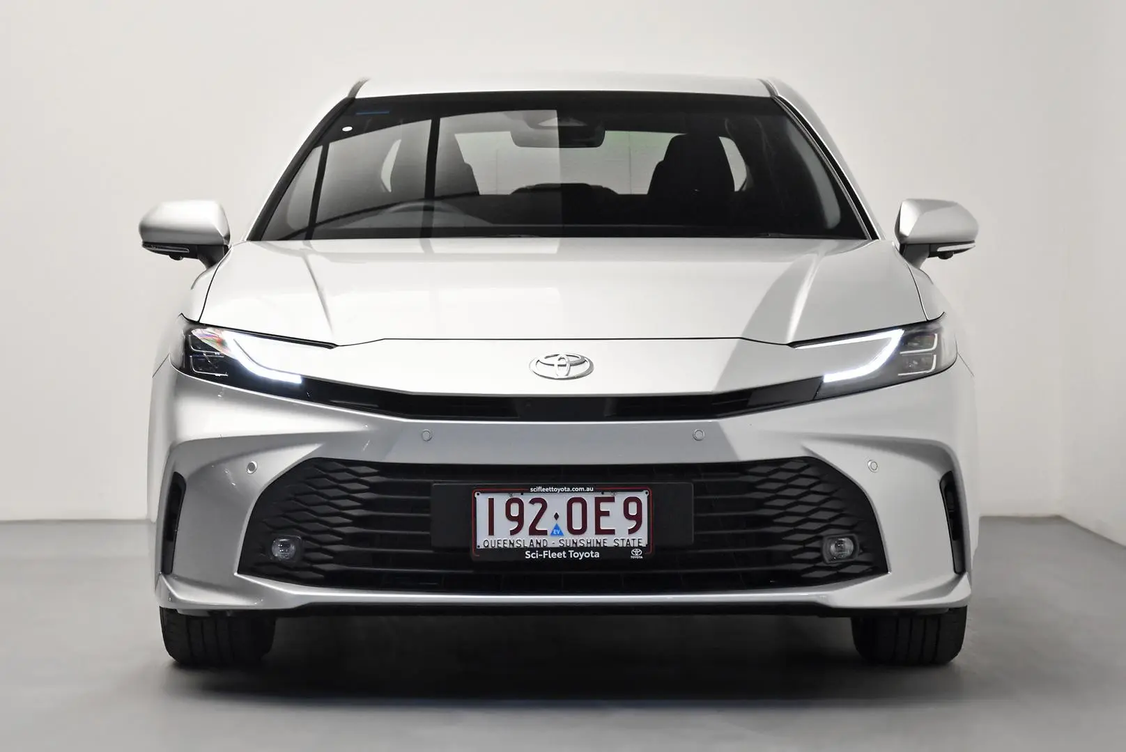 2024 Toyota Camry Gallery Image 2