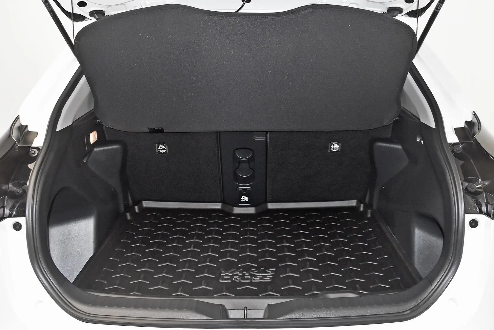 2021 Toyota Yaris Cross Gallery Image 21