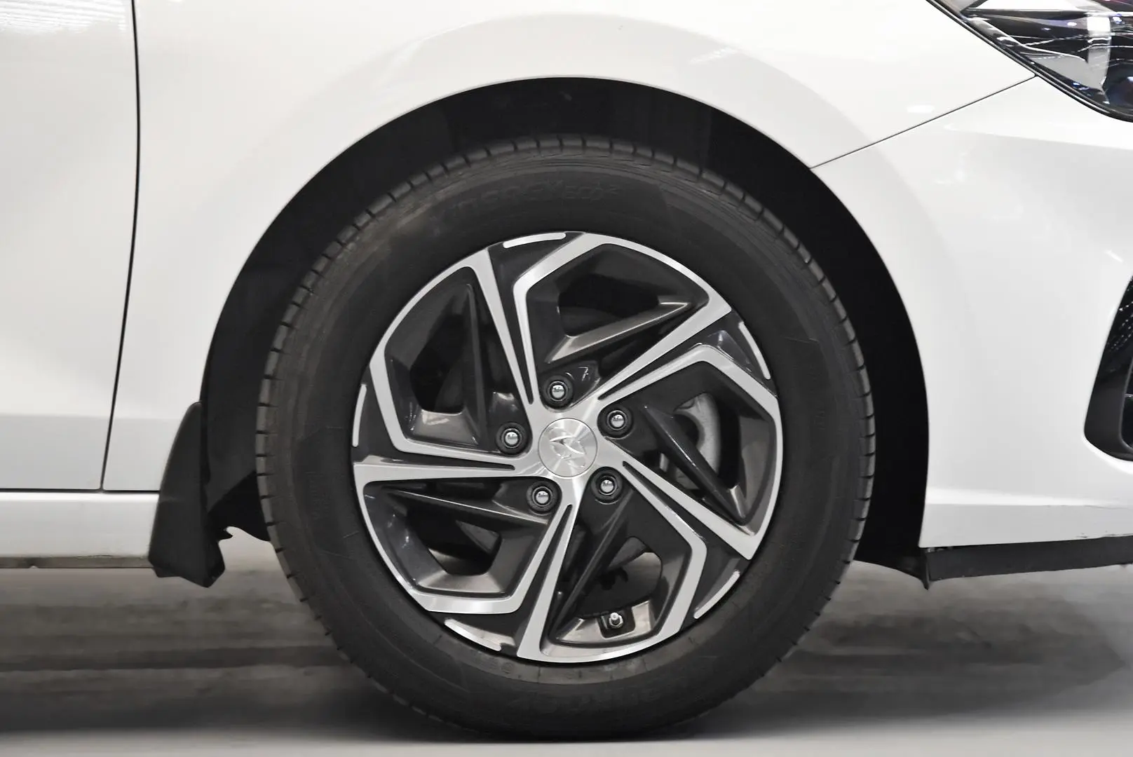 2024 Hyundai i30 Gallery Image 22